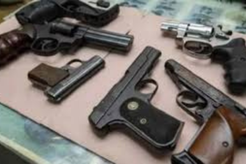 অস্ত্র উদ্ধার শ্লথগতি: নির্বাচনের আগে অশনিসংকেত