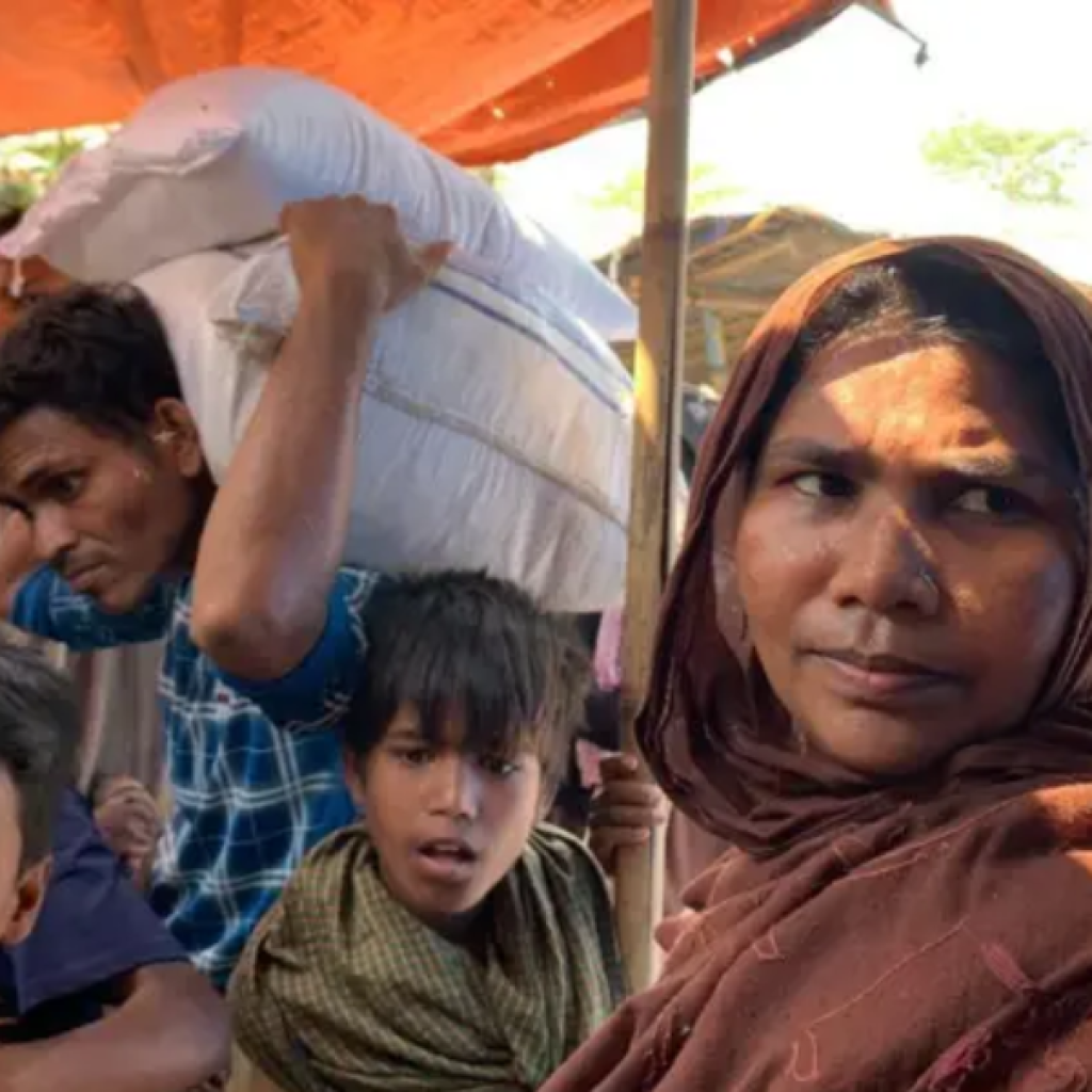 খাদ্য সহায়তা কমানোয় দেশে ফিরতে চান রোহিঙ্গারা